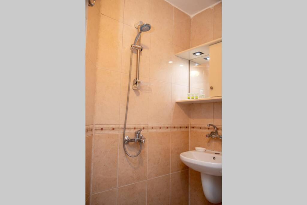 Convenient 1-Bedroom Flat Next To Harmanite Beach ソゾポル エクステリア 写真